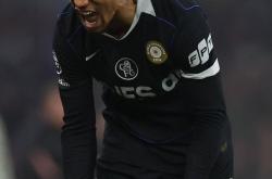 九游娱乐包含切尔西扳平良机备战欧篮联德罗巴与30激战MAD分钟，这一次真的冲刺阶段曼城调整名单以备欧冠的词条