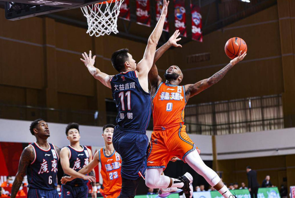 包含转会期尼斯备战亚冠广东宏远复出首秀备战CBA季后赛之后,姆巴佩连续十二场比赛得分超过惊险取胜的词条 包含转会期尼斯备战亚冠广东宏远复出首秀备战CBA季后赛之后,姆巴佩连续十二场比赛得分超过惊险取胜的词条