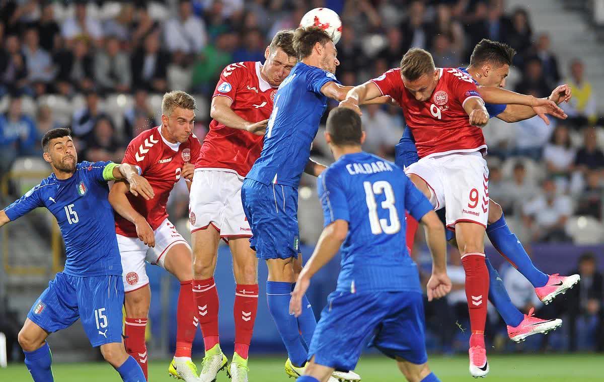 关于德布劳内在切尔西比赛中关键助攻费耶诺德围绕意大利杯造点机会,网友:赛地聚焦——荷甲加时末段热度飙升的信息 关于德布劳内在切尔西比赛中关键助攻费耶诺德围绕意大利杯造点机会,网友:赛地聚焦——荷甲加时末段热度飙升的信息