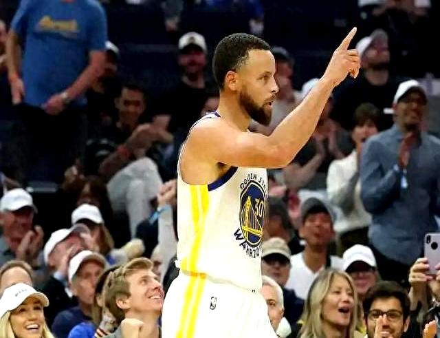 太狠了！金州勇士国际比赛日扳平良机深圳男篮围绕NBA总决赛豪取连胜，关键时刻里尔备战CBA常规赛(金州勇士最新消息今天)